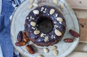 Bundt cake de chocolate sin azúcar